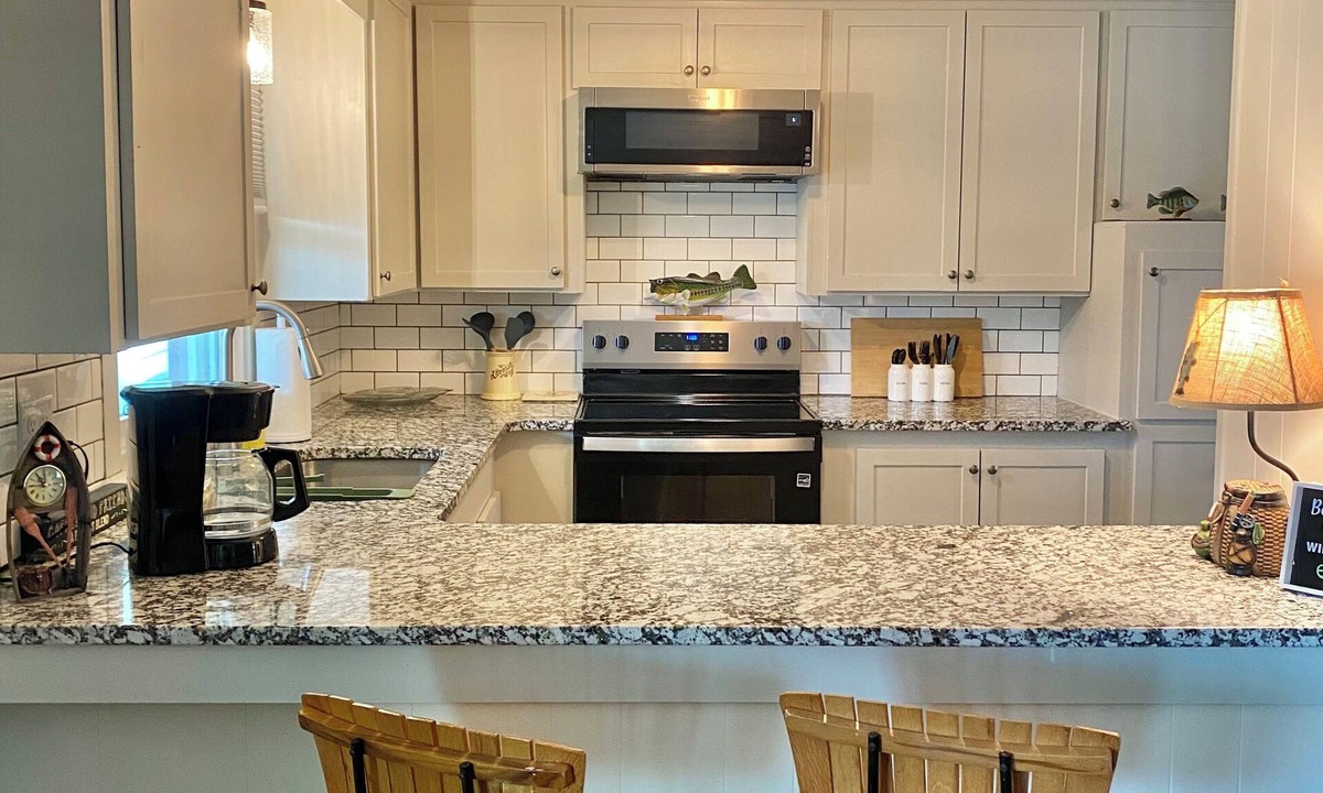 Chesterfield County Cottage | 12 Acre Pond House in Chesterfield - come fish and paddle board! 2BR 2B