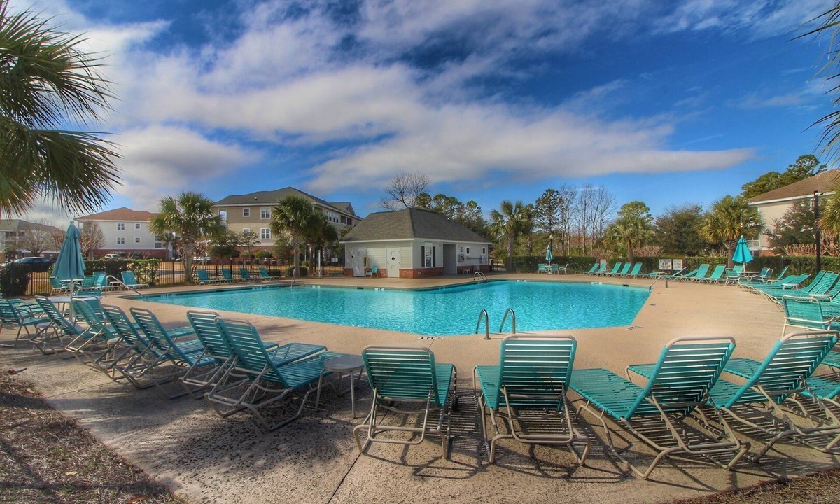 North Myrtle Beach Villa | 1215 Ironwood - Barefoot Resort Rentals