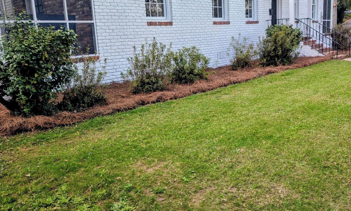 Summerville House | 1250 Feet to the Augusta Country Club