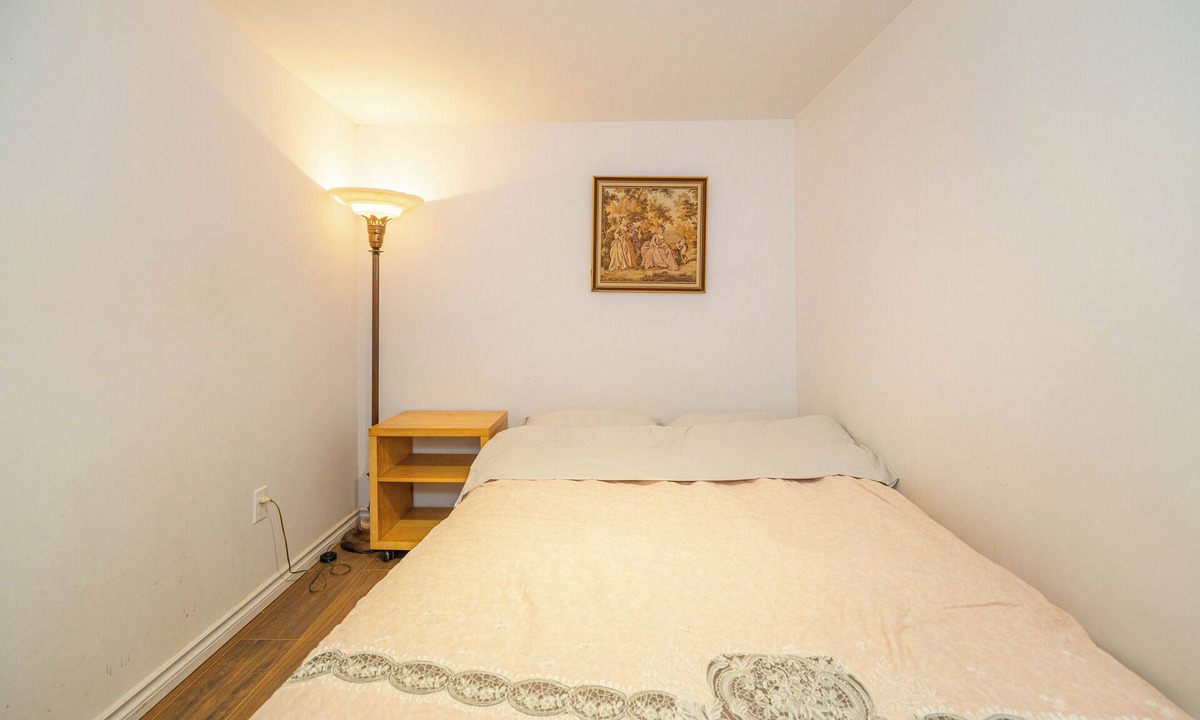 Westmount Apartment | 2 BDRS@ DT,Near 2 metros, Atwater Market,Concordia