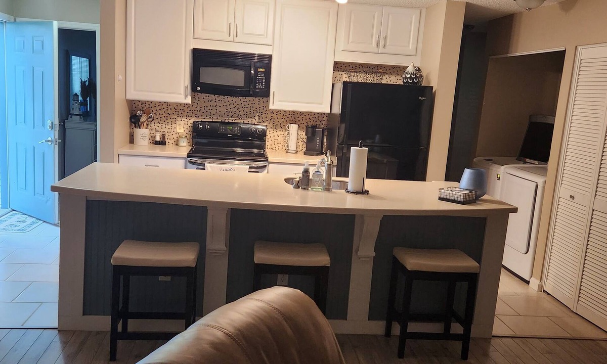 Little River Condo | 2 Br 2 Ba Condo close to Cherry Grove Beach 2 quiet patios 20 minutes to Myrtle