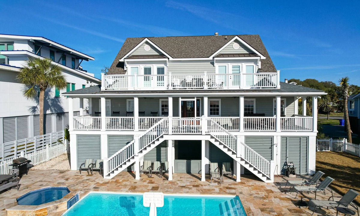 Isle of Palms House | $200 Gas Card for 5+ night stay July 4th week! Private Boardwalk, Pool, Hot Tub - 3602 Palm