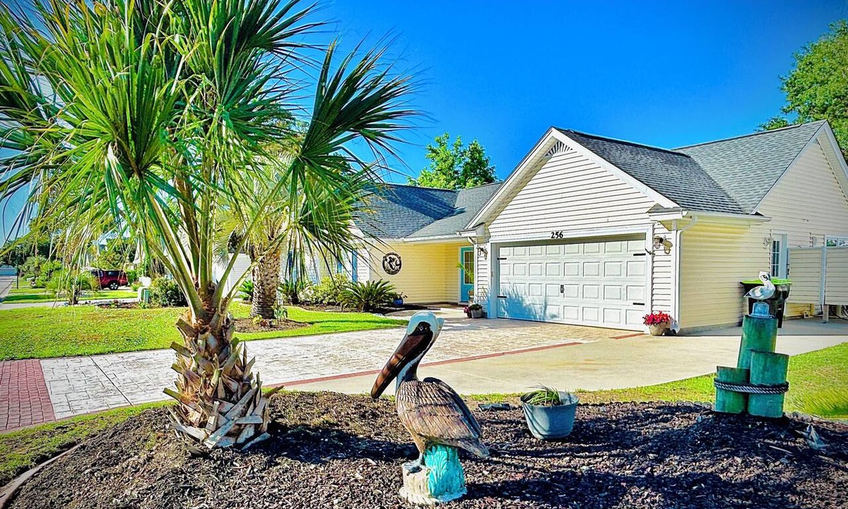 Surfside Beach House | 256 Melody Gardens (The Glitzy Mermaid)