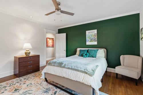 Vollintine-Evergreen House | 3-Bdrm Across from Rhodes College w/Best Backyard!