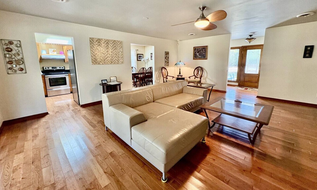 Newport House | 3-bedroom, 2-bath home in Cape Carteret