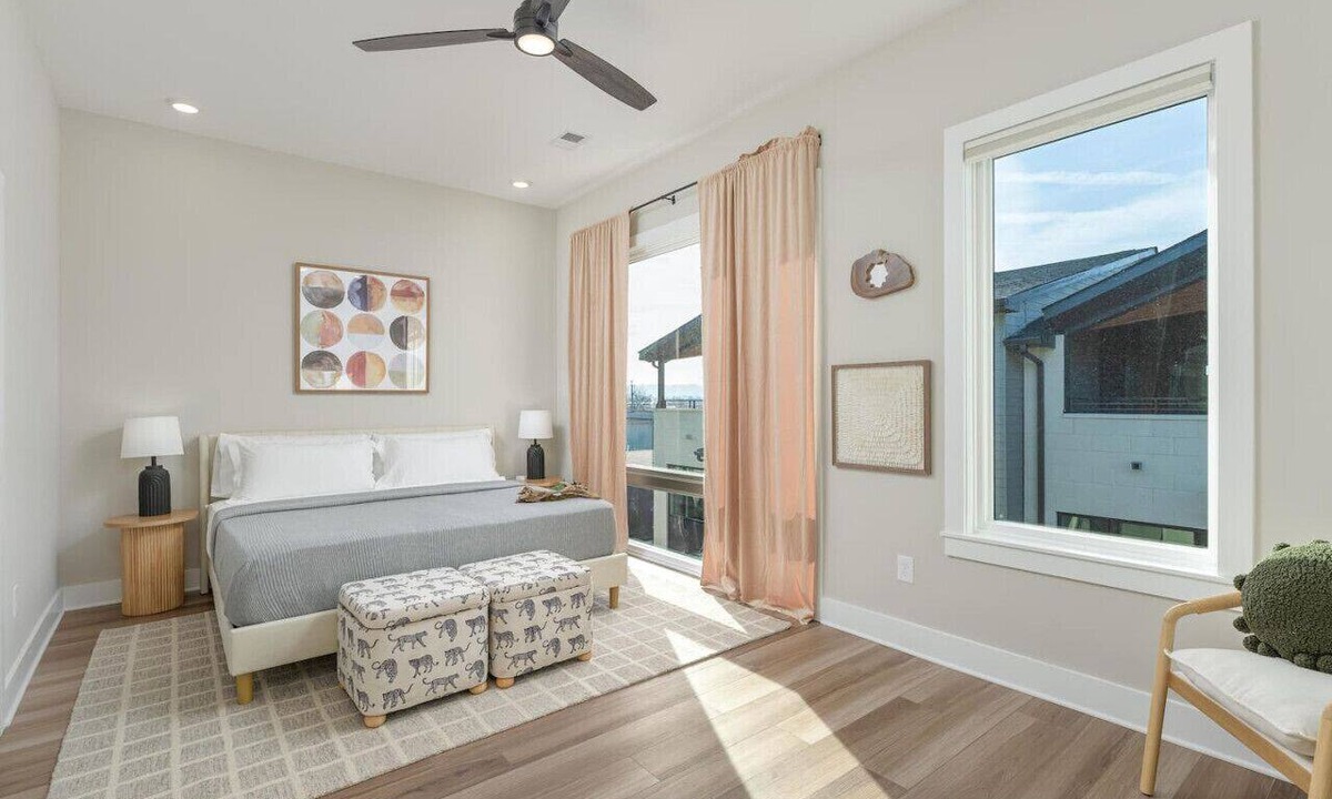 Chattanooga Villa | 3BR, 3BA Southside Chatt Townhouse!