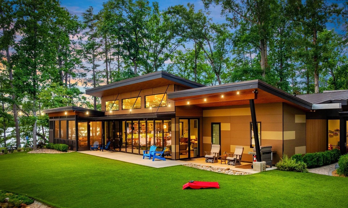 Seneca House | 5🌟 Modern Lakefront Luxury Oasis 🇺🇸 270° Lake Views w/Dock & Hot Tub!