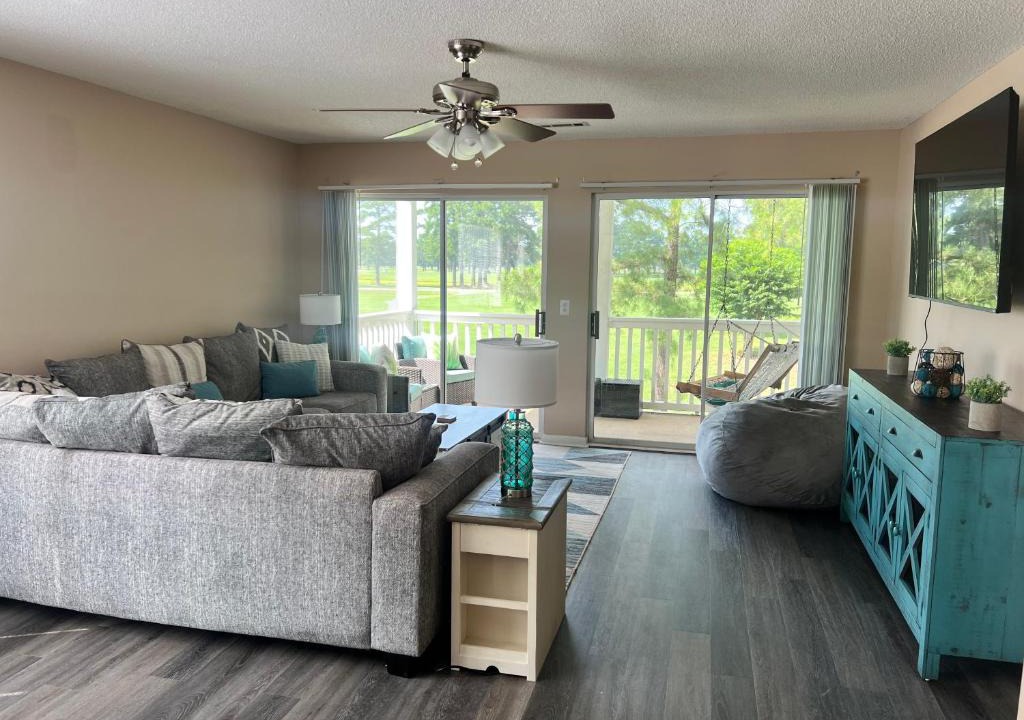 Waterford Plantation Apartment | A Home Away From Home - Amazing Golf Course Views