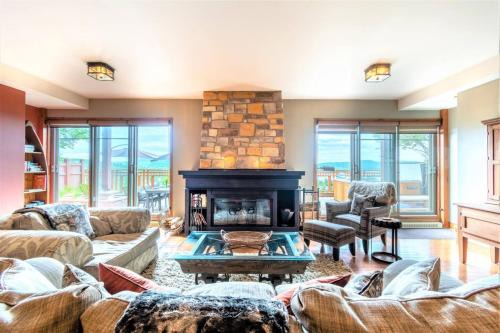 Mont-Tremblant House | Adventure Awaits - Altitude 170-2
