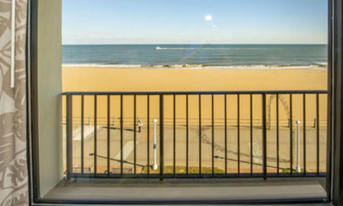 Northeast Virginia Beach Resort | Barclay Towers Resort Oceanfront Unit with Oceanfront Balcony or Oceanview Patio