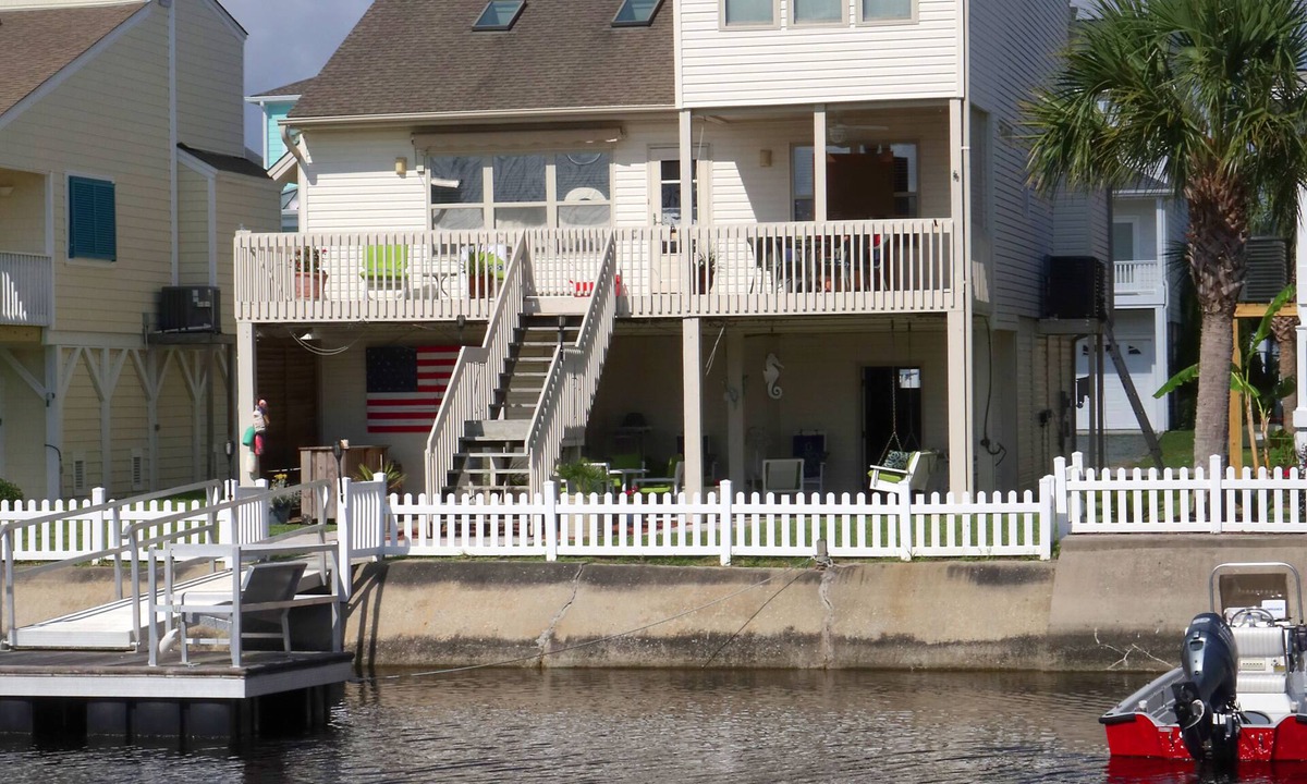 Ocean Isle Beach House | Beach? Canal? No need to choose - You can have it all!