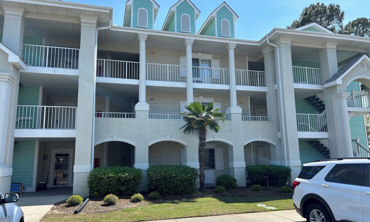 Calabash Condo | Beautiful 1-bedroom studio located at Brunswick Plantation Golf Resort, Calabash
