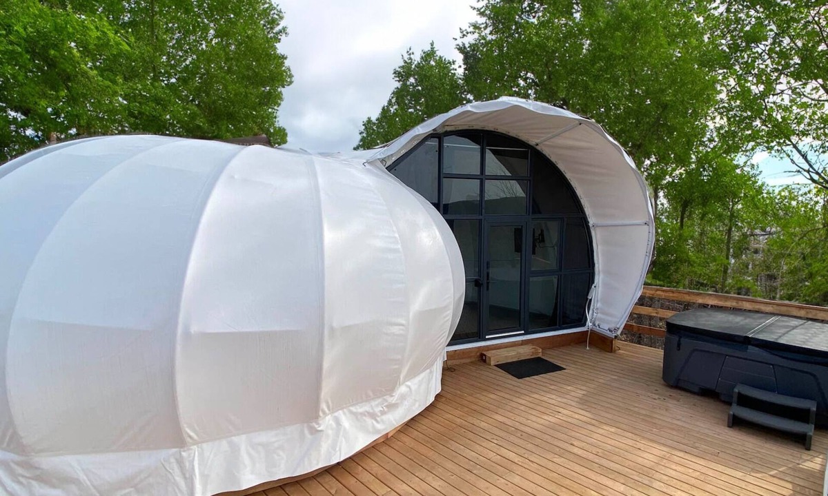 La Conception RV Rental | Bel Air Tremblant SNAIL DÔME : 1 LIT KING, JACUZZI, SAUNA