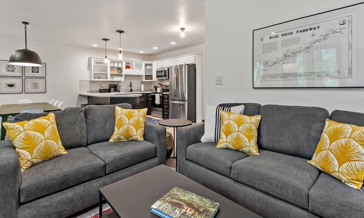 Frank House | Blue Ridge View | Pet Friendly, Deck, Grill + EV Charger