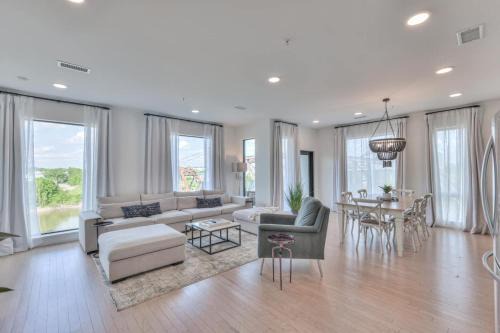 North Capitol House | Boutique Condo on Nashville's Riverfront- EVE #402