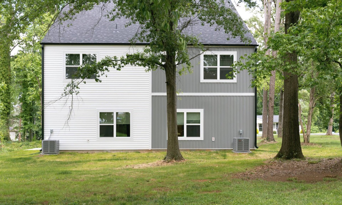Moores Chapel House | Brand New Construction 3-bedroom townhome in Charlotte, NC