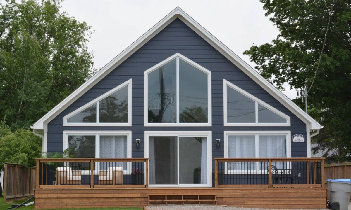 Lambton Shores House | Brand New Lakeside Cottage | Private Beach Access
