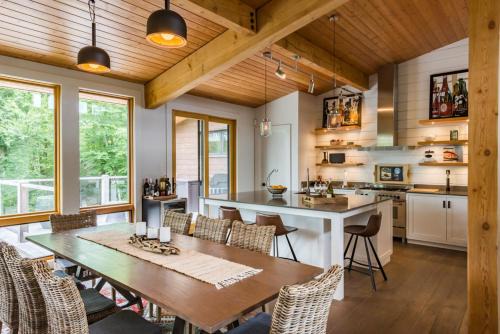Mont-Tremblant Ski Chalet | Chalet Trappeur Luxury Cottage Retreat with Hot Tub