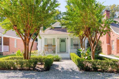 Mount Pleasant House | Charleston Oasis with Hot Tub, Mins to Dtwn