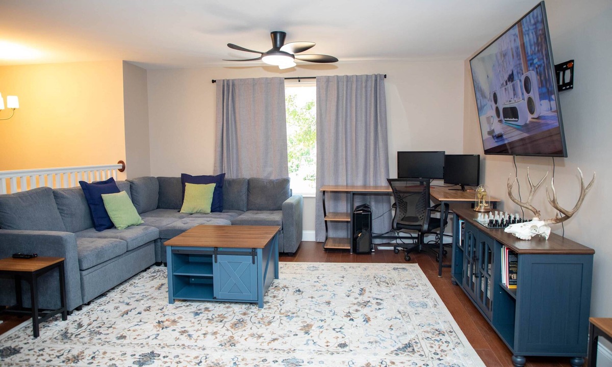 Derita - Statesville House | Charlotte 5BR Home Near Uptown