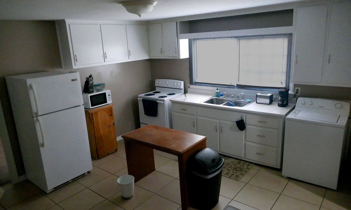 Johnson City Apartment | Charming 1-bedroom apartment with WiFi, AC in fantastic Johnson City