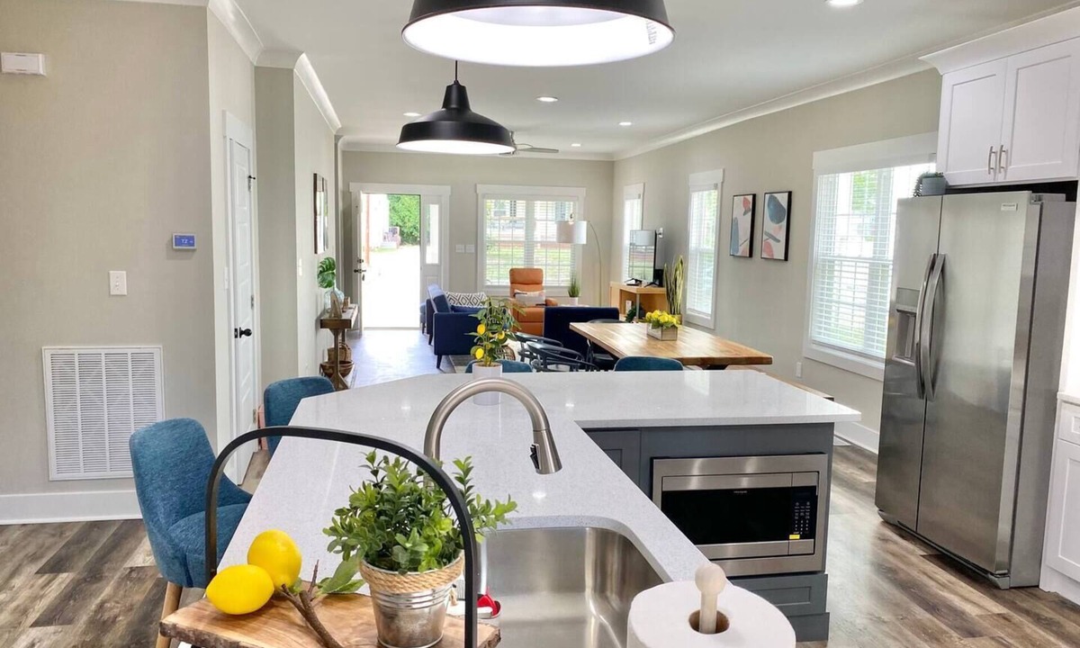 East Durham House | CityCenter-Family&Corp/Duke/NCCU