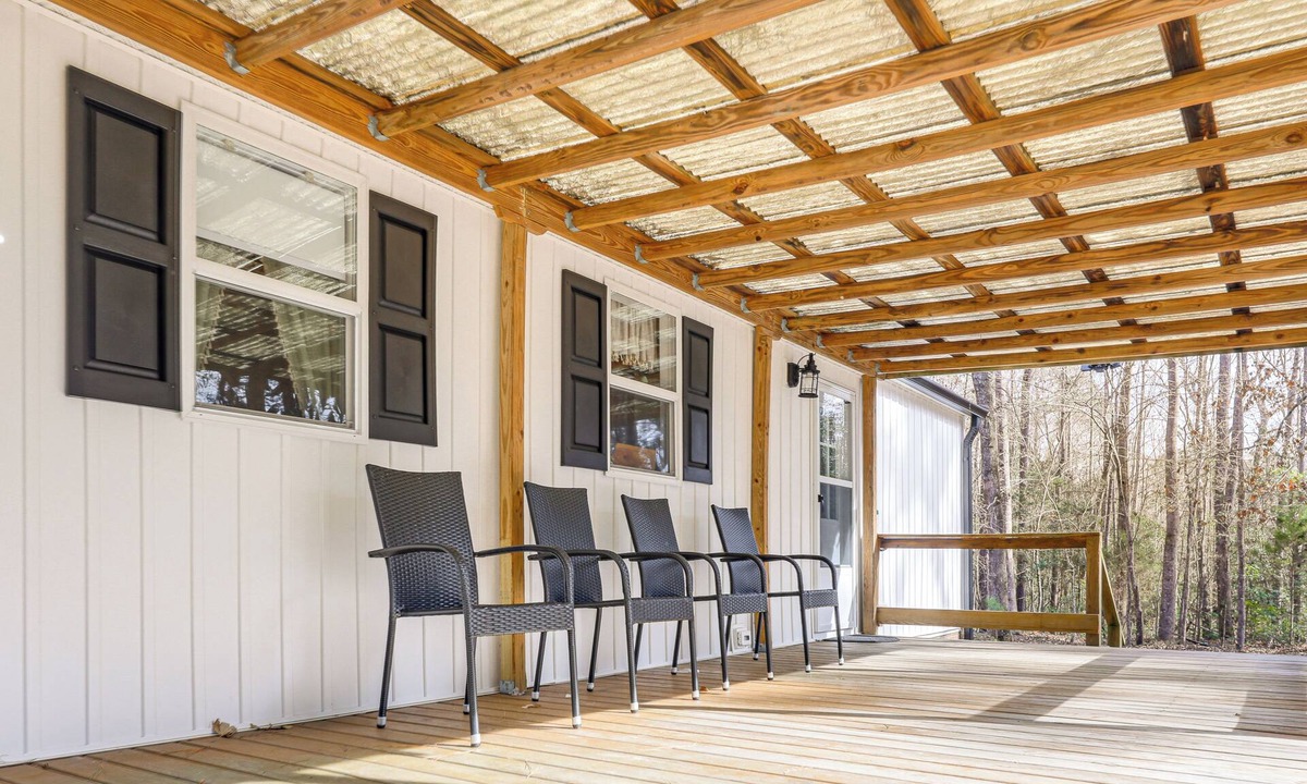 Swansboro Cottage | Coastal Retreat Near Camp Lejeune, Dogs Welcome!