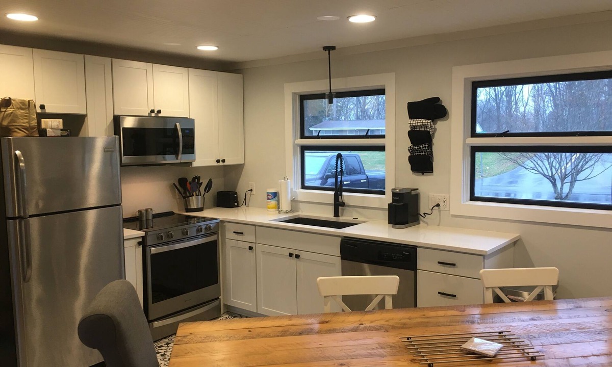 Colonial Heights House | Cobbler’s Cottage