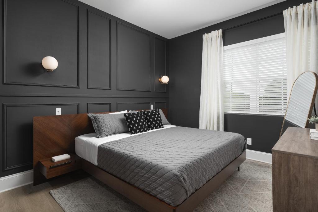 Cleveland Park Apartment | Condo with Free Parking, 3 mi Downtown & Stadium, by Coffee