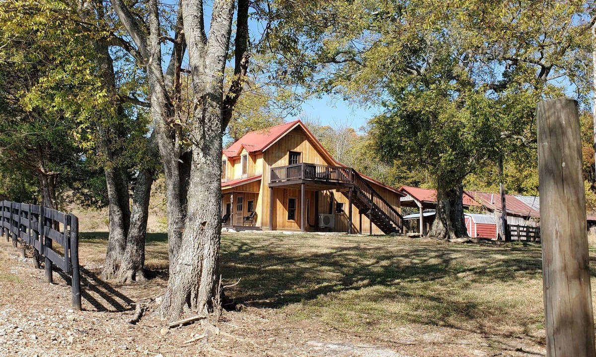 Lynnville Cabin | Coyle Ridge Cabin Retreat