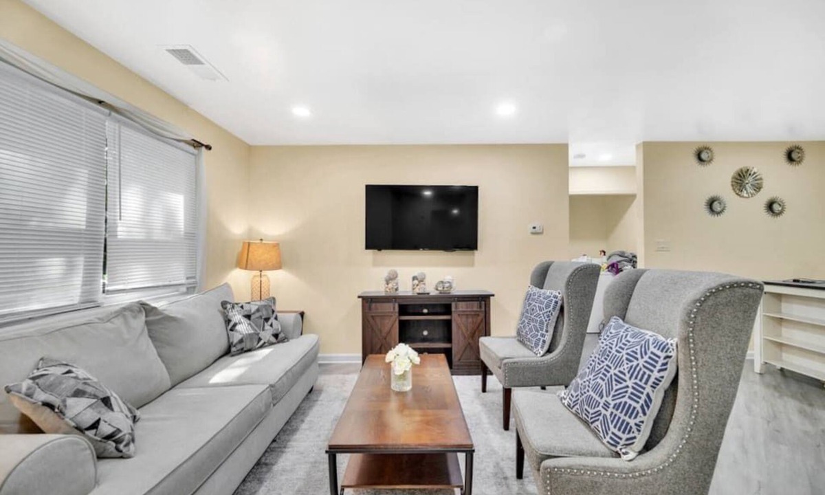 Charlotte House | Cozy 2 Bedroom Pineville-Matthews Duplex w/Hot Tub