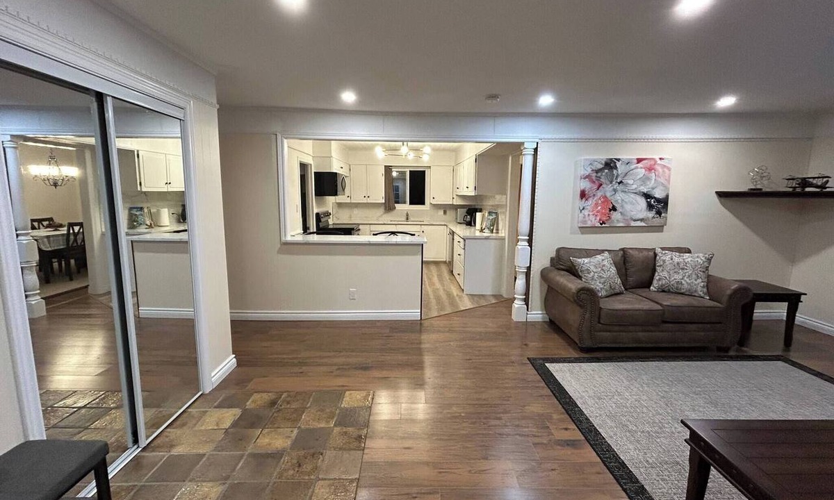 Virginia House | Cozy 3BR Cottage Near Lake Simcoe