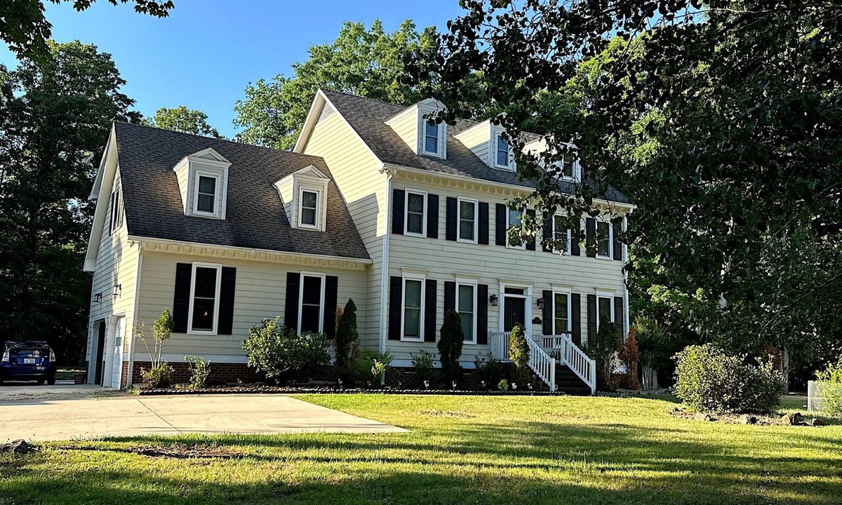 Durham House | Cozy luxe Durham escape