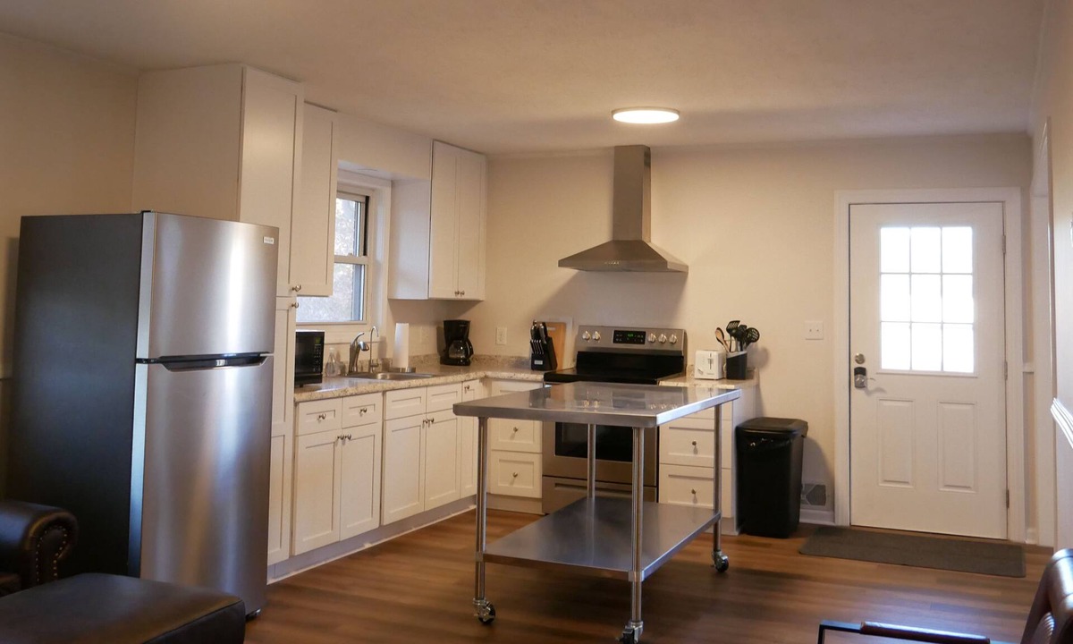 Norwood House | Cozy updated home on Juneberry Ridge property with access to hiking and more!