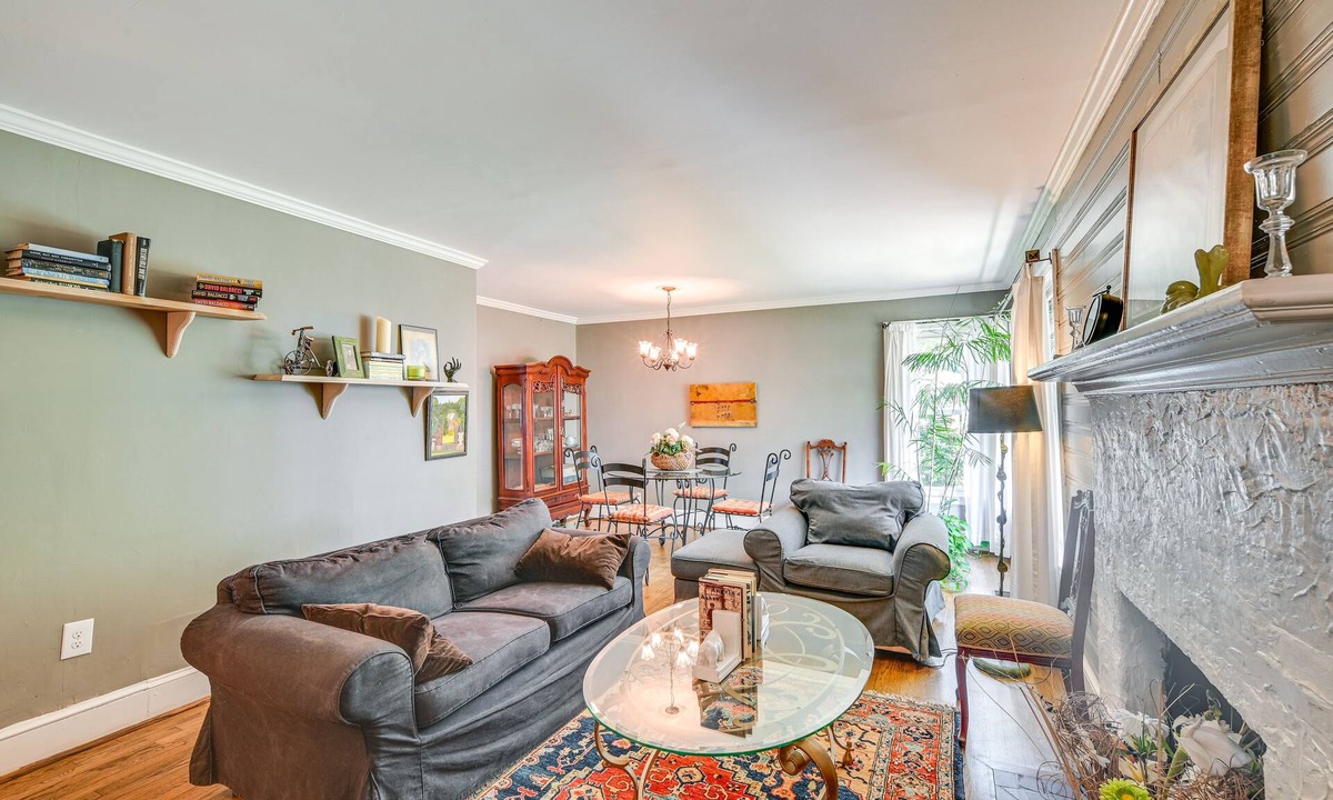 Conway House | Cute Downtown Conway Duplex - 15 Mi to Beach!