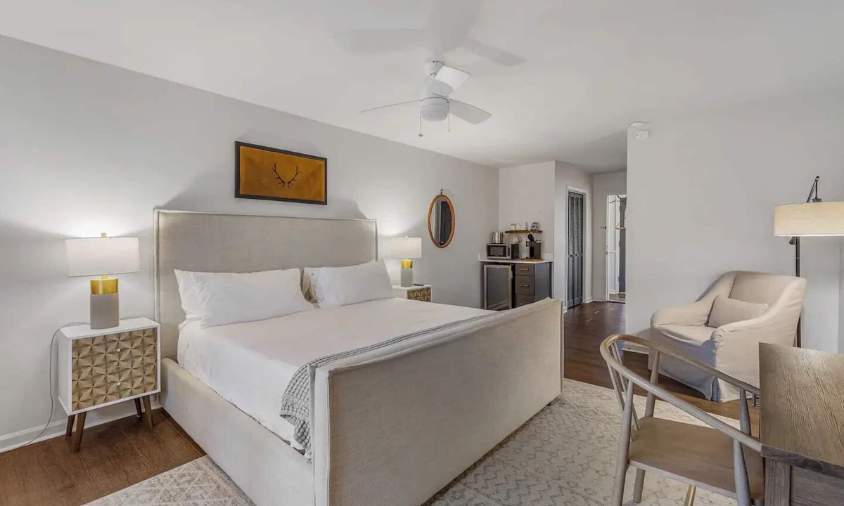 Cashiers Hotel | Deluxe King Room at our Boutique Bed and Brewery