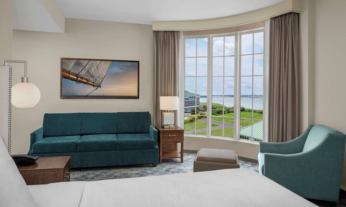 Old Village Historical District Hotel | Embassy Suites by Hilton Charleston Harbor Mt. Pleasant
