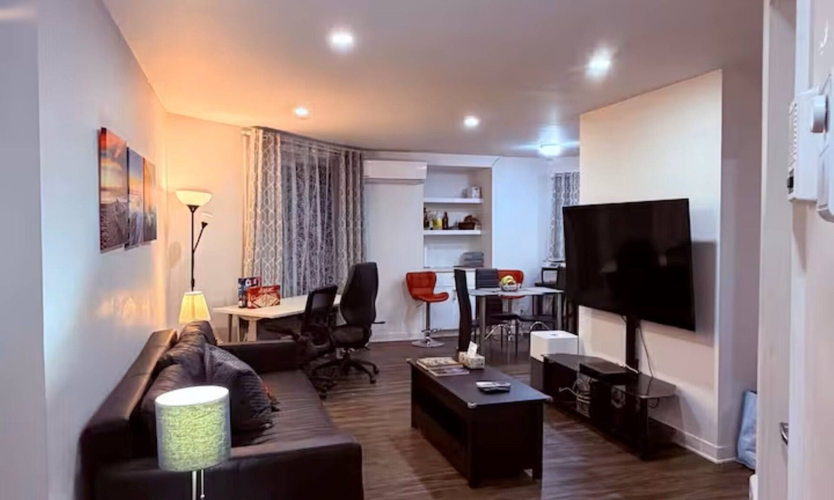 Dollard-des-Ormeaux Condo | Entire Condo|REM·Parking·YUL·Downtown 15 min-Condo entier|REM·Parking·YUL·Centre