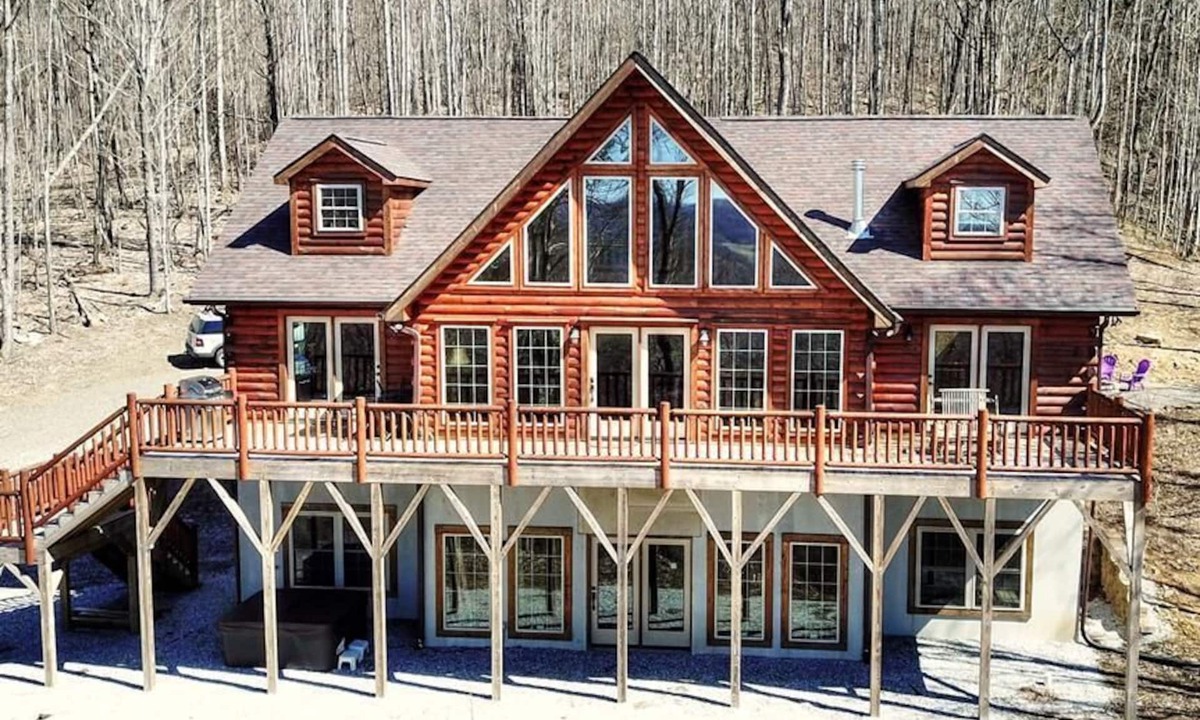 Creston Cabin | Escape to Daltons Creek Cabin in Creston, NC, perfect for family fun!