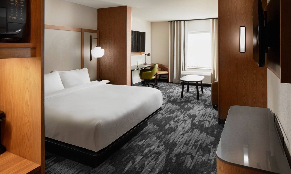 Stony Creek Hotel | Fairfield Inn & Suites by Marriott Stony Creek
