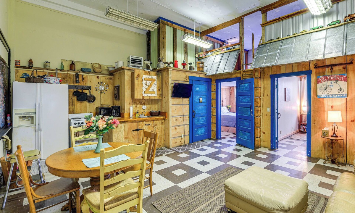 Wilcoe Apartment | Family ATV Adventure Hub! Renovated Rental in Gary