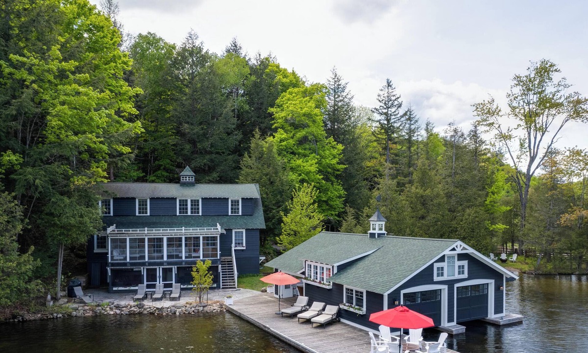 Muskoka Lakes House | Family Cottage on Lake Rosseau
