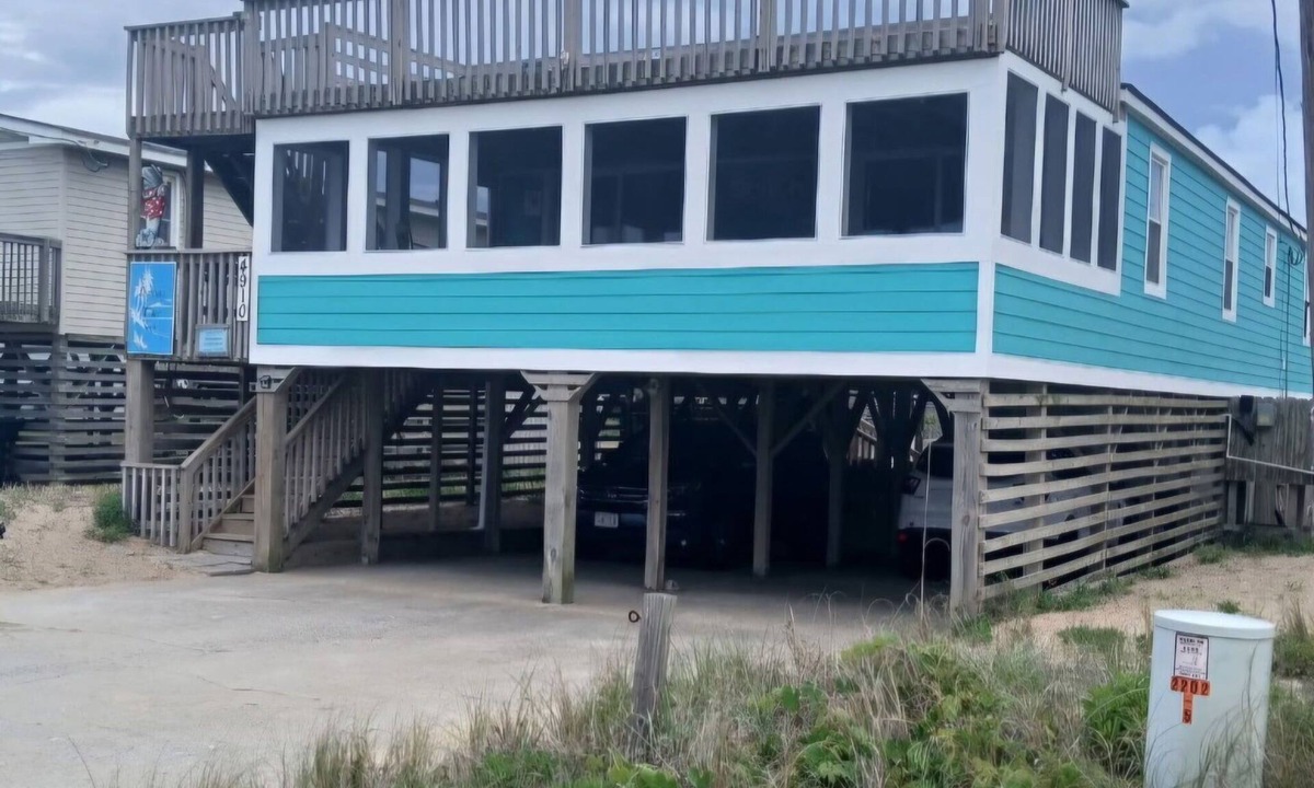 Kitty Hawk Cottage | Family & Pet Friendly Cottage - Clean, cozy, and relaxing vibe!