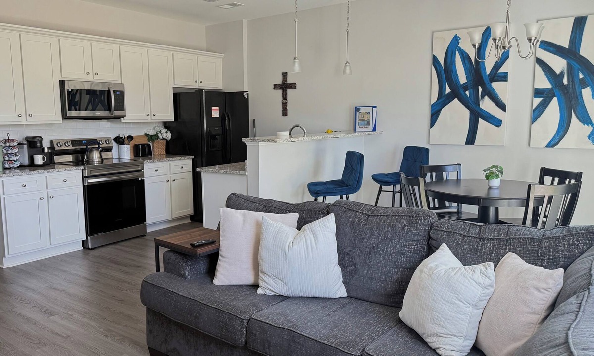 Huntcliff House | Feels Like Home! Columbia near Fort Jackson - Perfect for Families - Sleeps 6