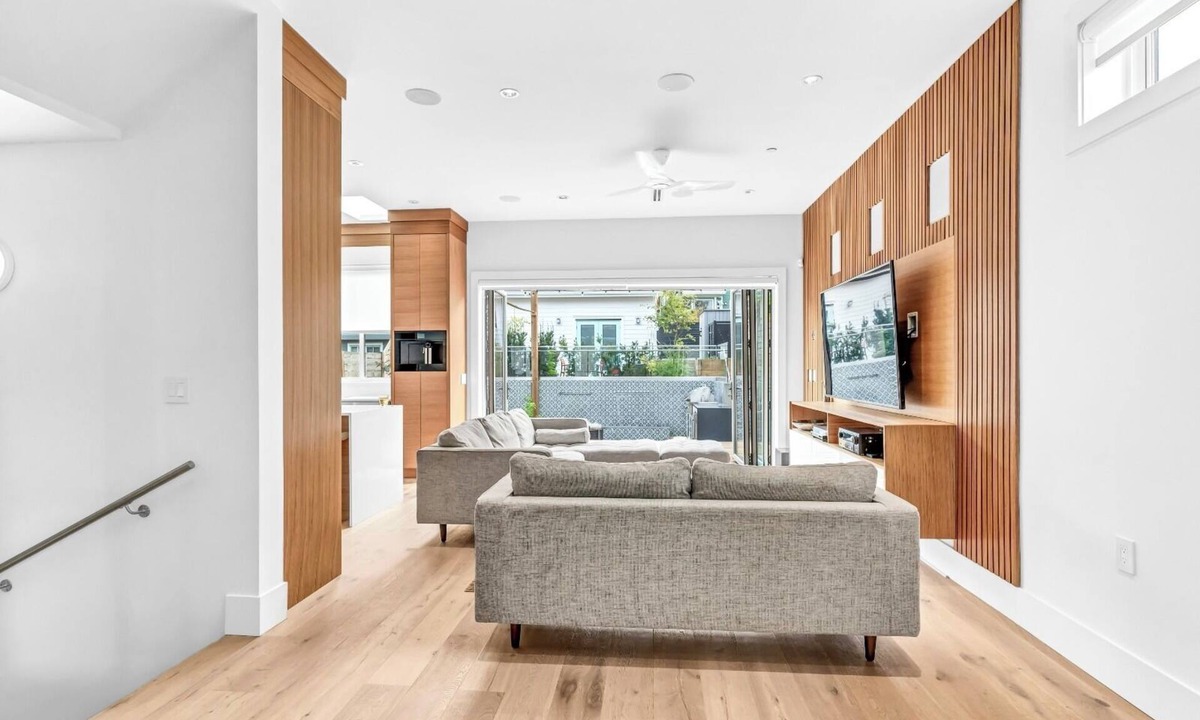 Riley Park House | MAJOR INTERNATIONAL SPORTING EVENT 2026 Vancouver stay prime location sleeps 7 free parking kids friendly