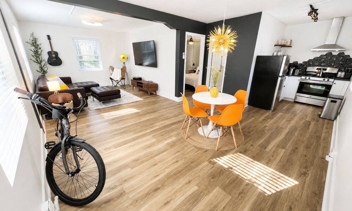 Summerville Cottage | Firethorn: Medical District, Summerville Cottage