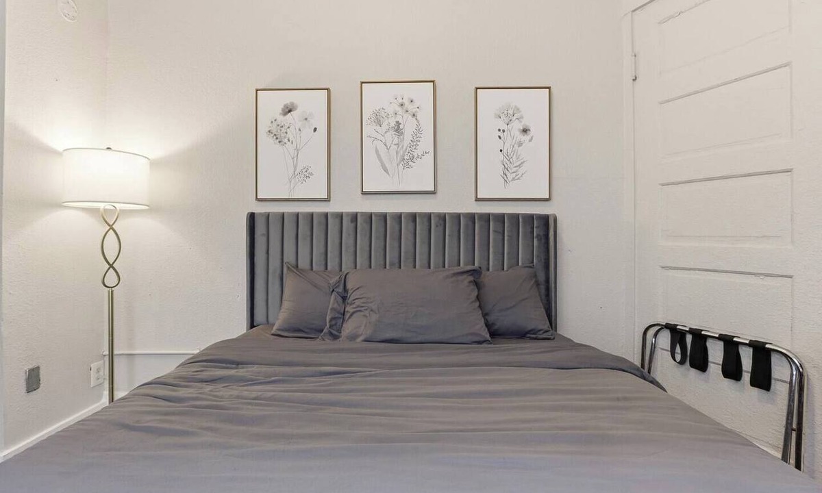 New Pathways Apartment | Freshly Renovated 1BR Near Beale and Downtown