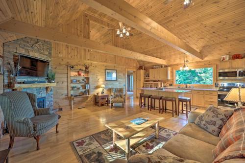 Hays House | Game Room + Mtn Views! Family Blue Ridge Retreat