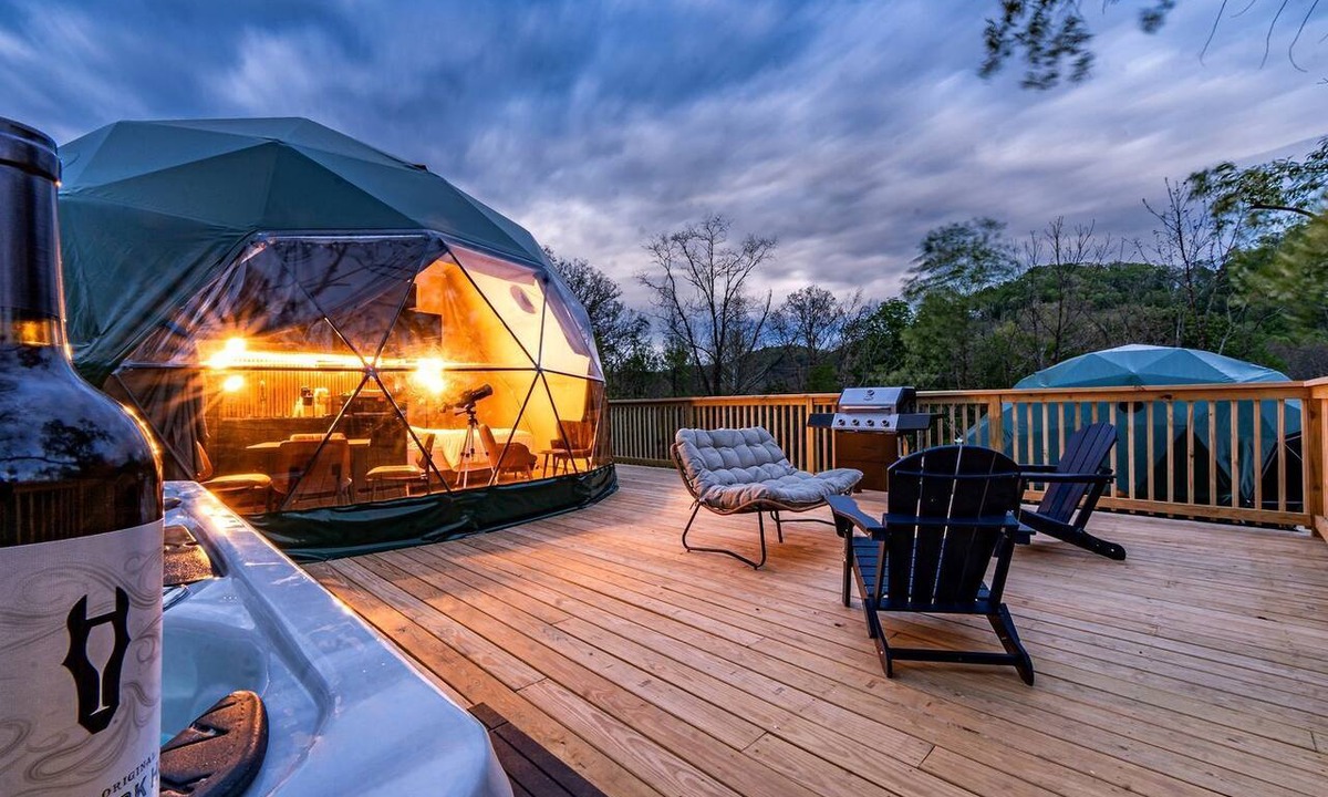 Bluewell Cabin | Geodesic Dome Retreat with Hot Tub & Fire Pit in Bluefield, West Virginia