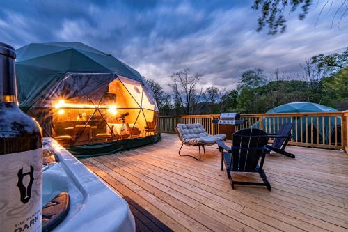 Bluewell Other | Geodesic Dome Retreat with Hot Tub & Fire Pit in Bluefield, West Virginia